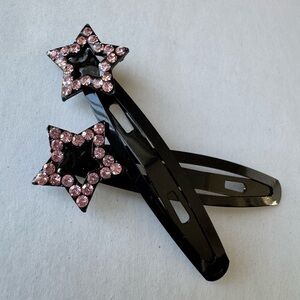Pair of pink rhinestones hair clips